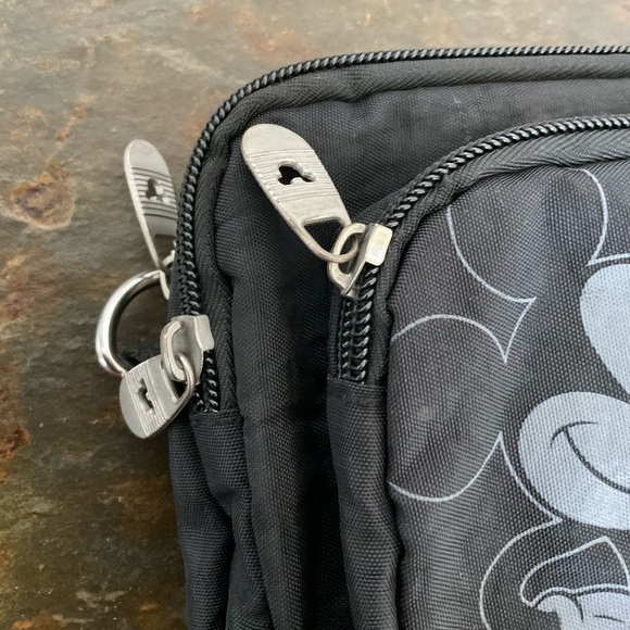 Walt Disney World Mickey Mouse Fanny Pack - Picture 4 of 12